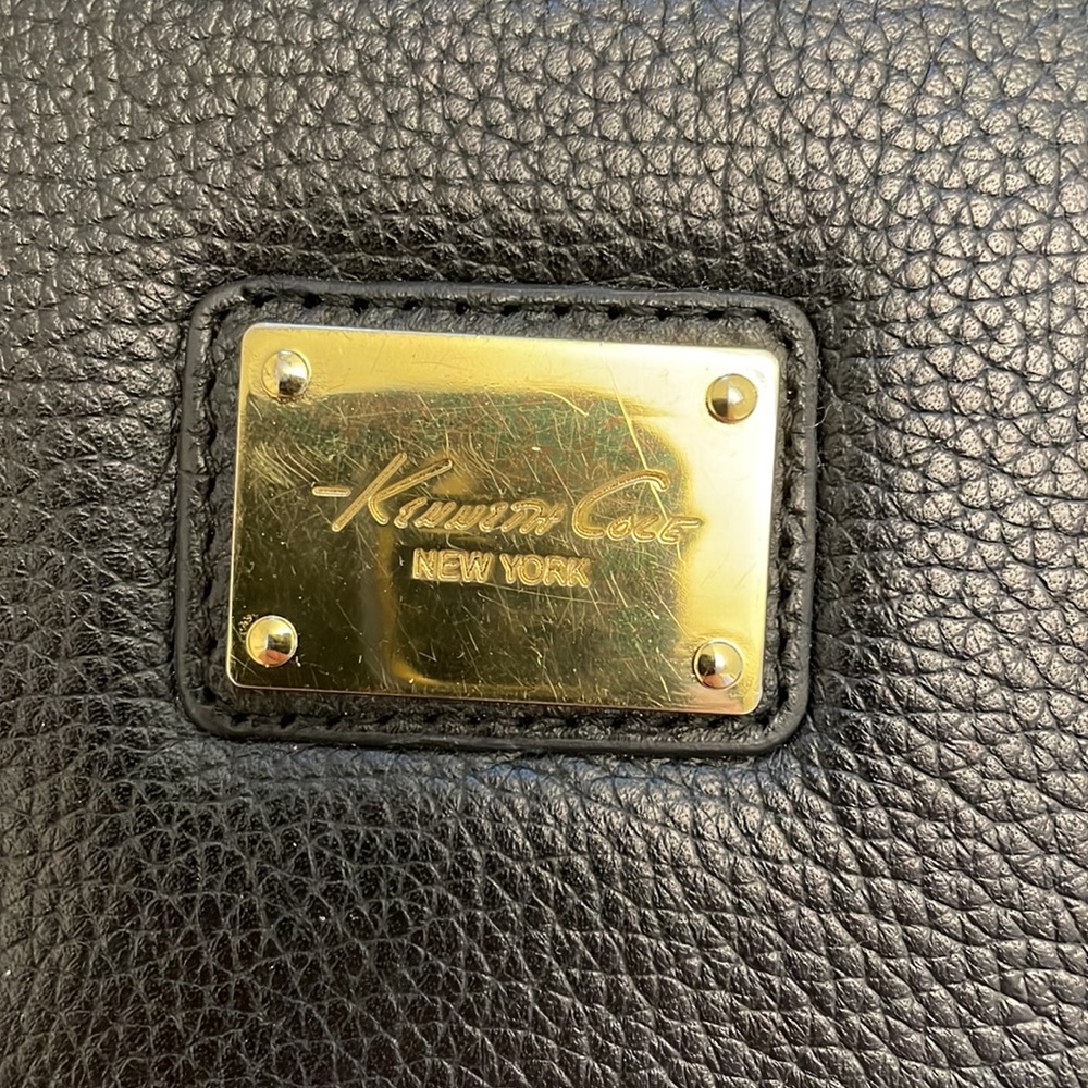 kenneth cole leather wristlet - Picture 3 of 5